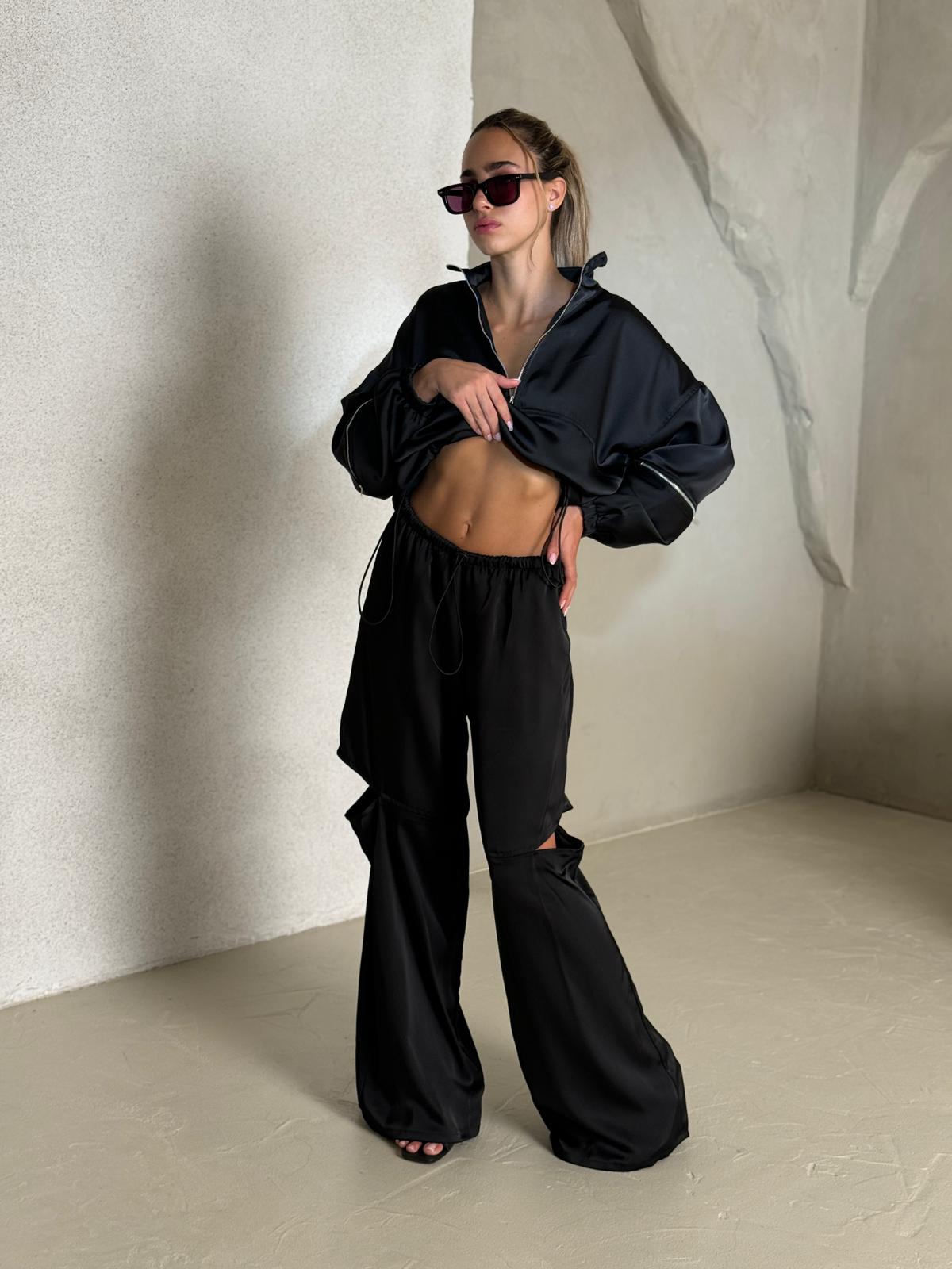 חליפת סאב שחור