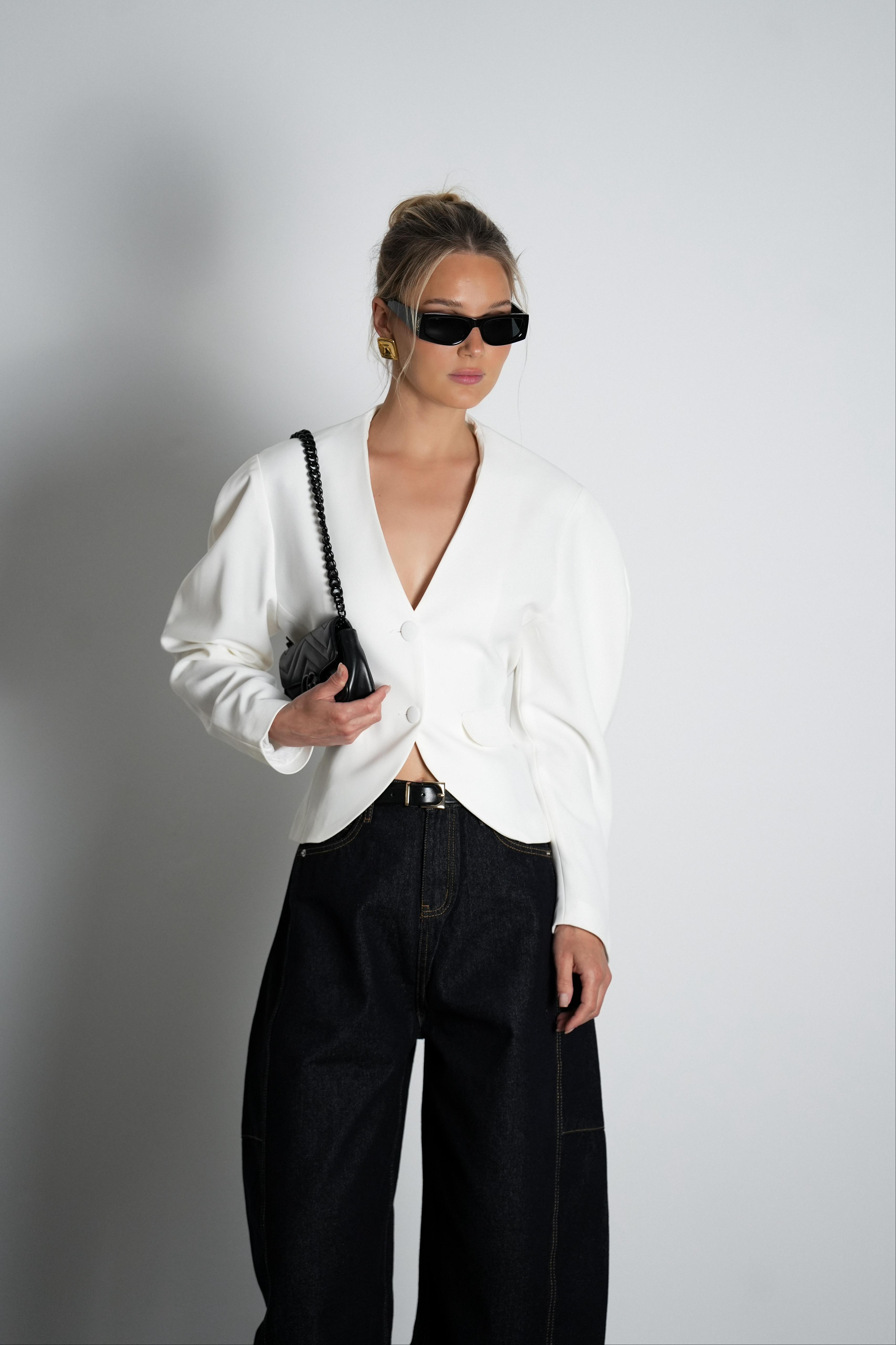 ג'קט אמיליה לבן